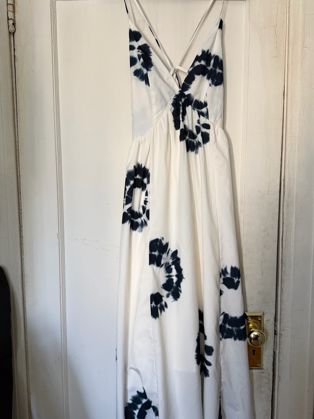 Ivesso White Tie-Dye Maxi Dress with Spaghetti Straps - Picture 6 of 9